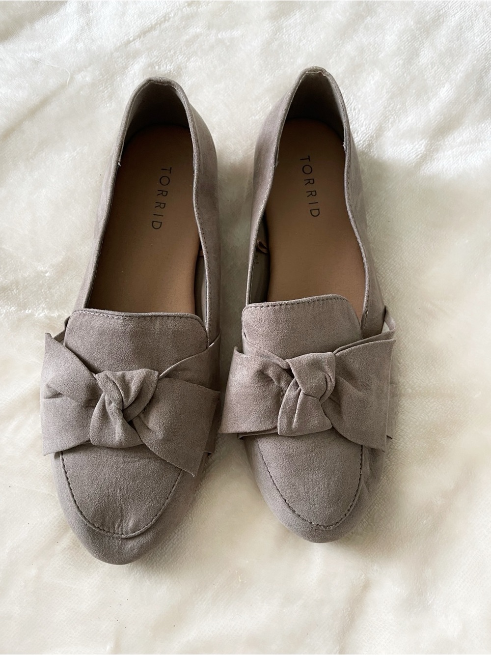 TORRID Faux Suede Pointed Toe Bow Flats Size 8